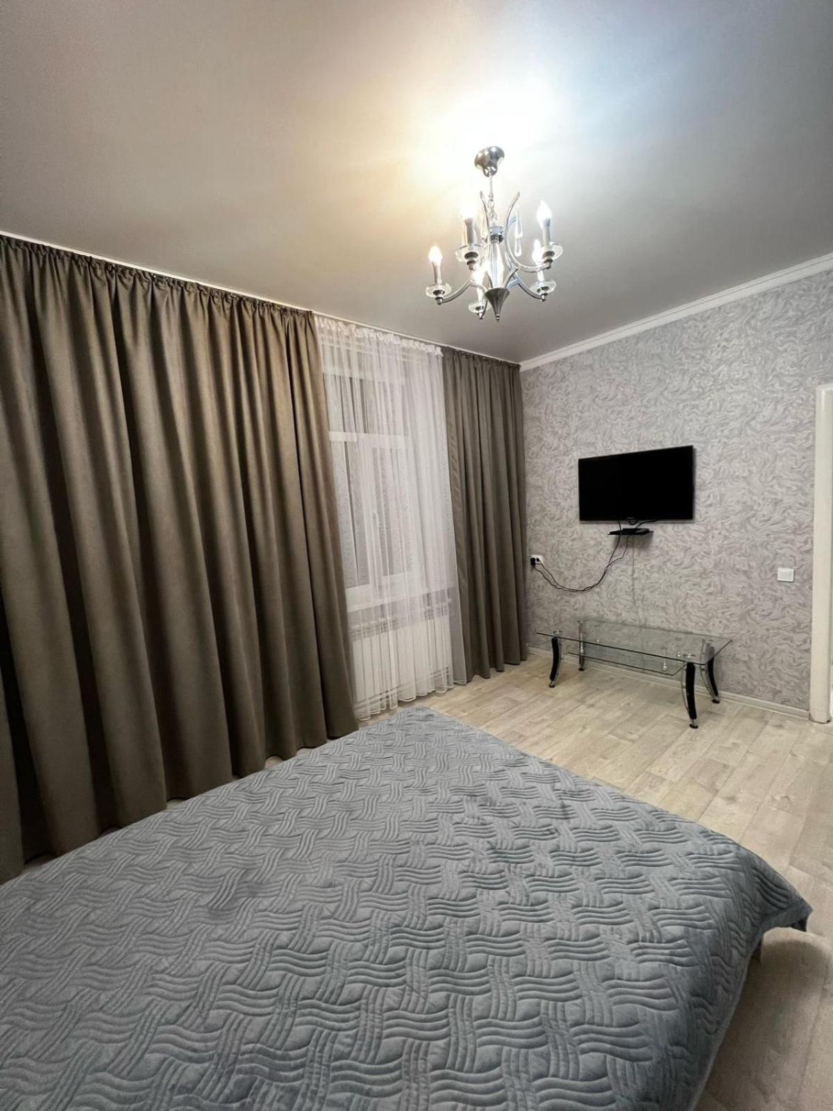 Apartamento На Майлина Turksib Exterior foto